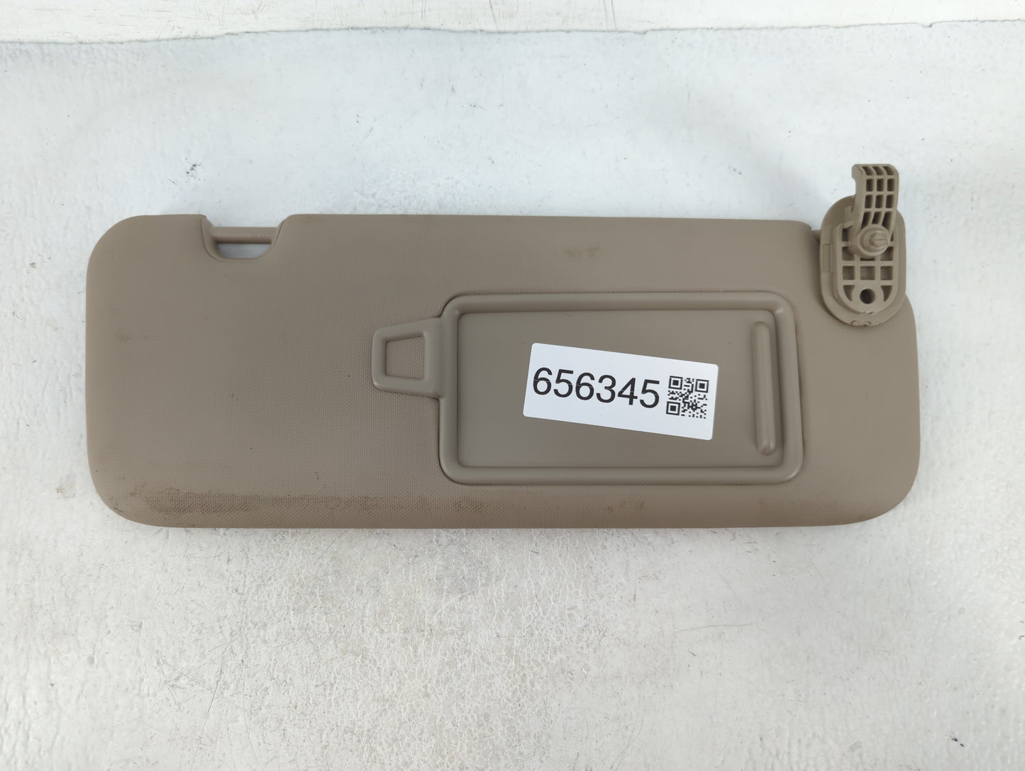 2017-2020 Hyundai Elantra Sun Visor Shade Replacement Passenger Right Mirror Fits Fits 2017 2018 2019 2020 OEM Used Auto Par