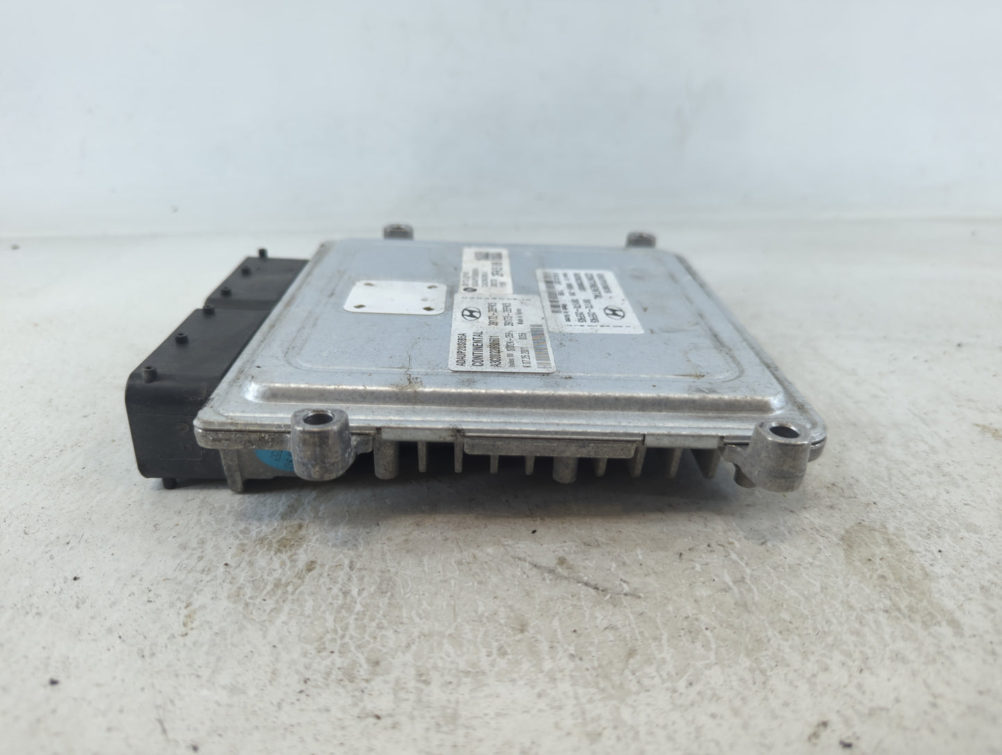 2020 Hyundai Elantra PCM Engine Control Computer ECU ECM PCU OEM P/N:39173-2EFK5 39172-2EFK5 Fits OEM Used Auto Parts - Oemu
