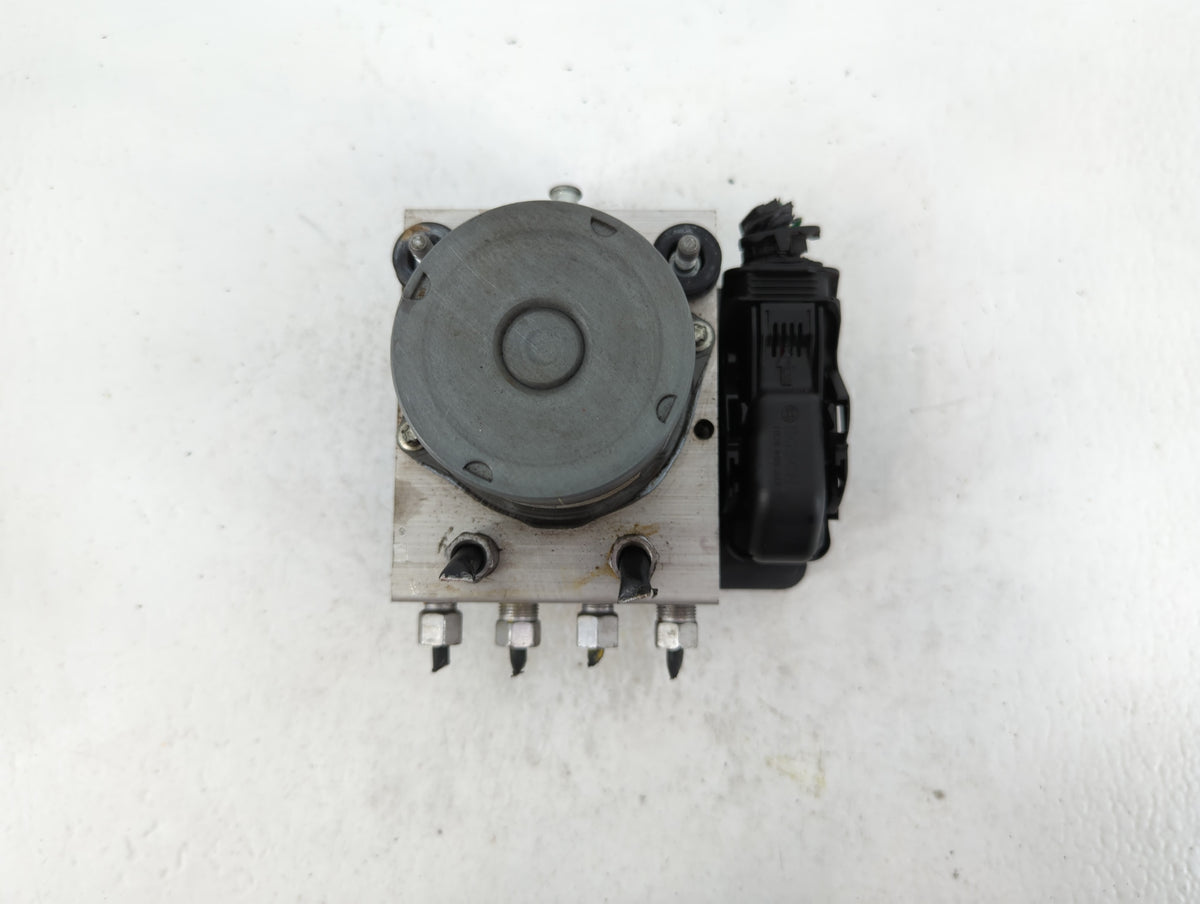 2019-2020 Hyundai Elantra Anti-Lock Brake ABS Pump Module Actuator OEM P/N:P68183803AC Fits Fits 2019 2020 OEM Used Auto Par