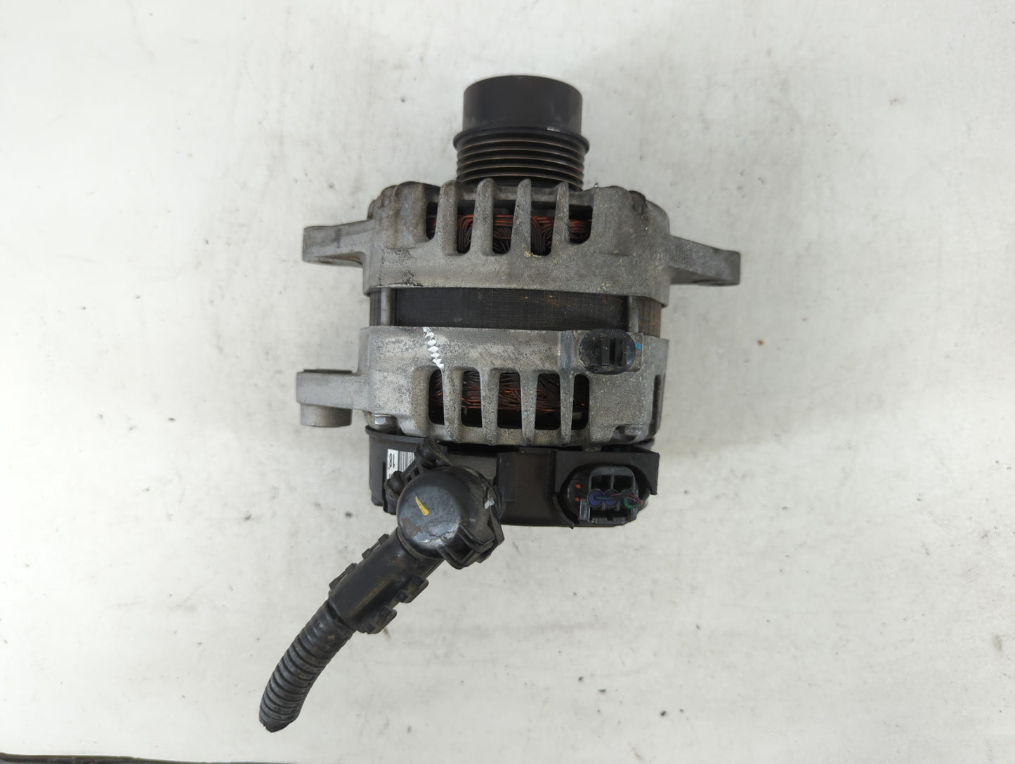 2017-2020 Hyundai Elantra Alternator Replacement Generator Charging Assembly Engine OEM P/N:37300-2B960 2622503 Fits OEM Use