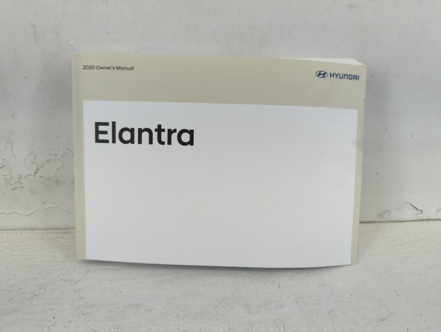 2020 Hyundai Elantra Owners Manual Book Guide P/N:LF30-EU94A OEM Used Auto Parts - Oemusedautoparts1.com