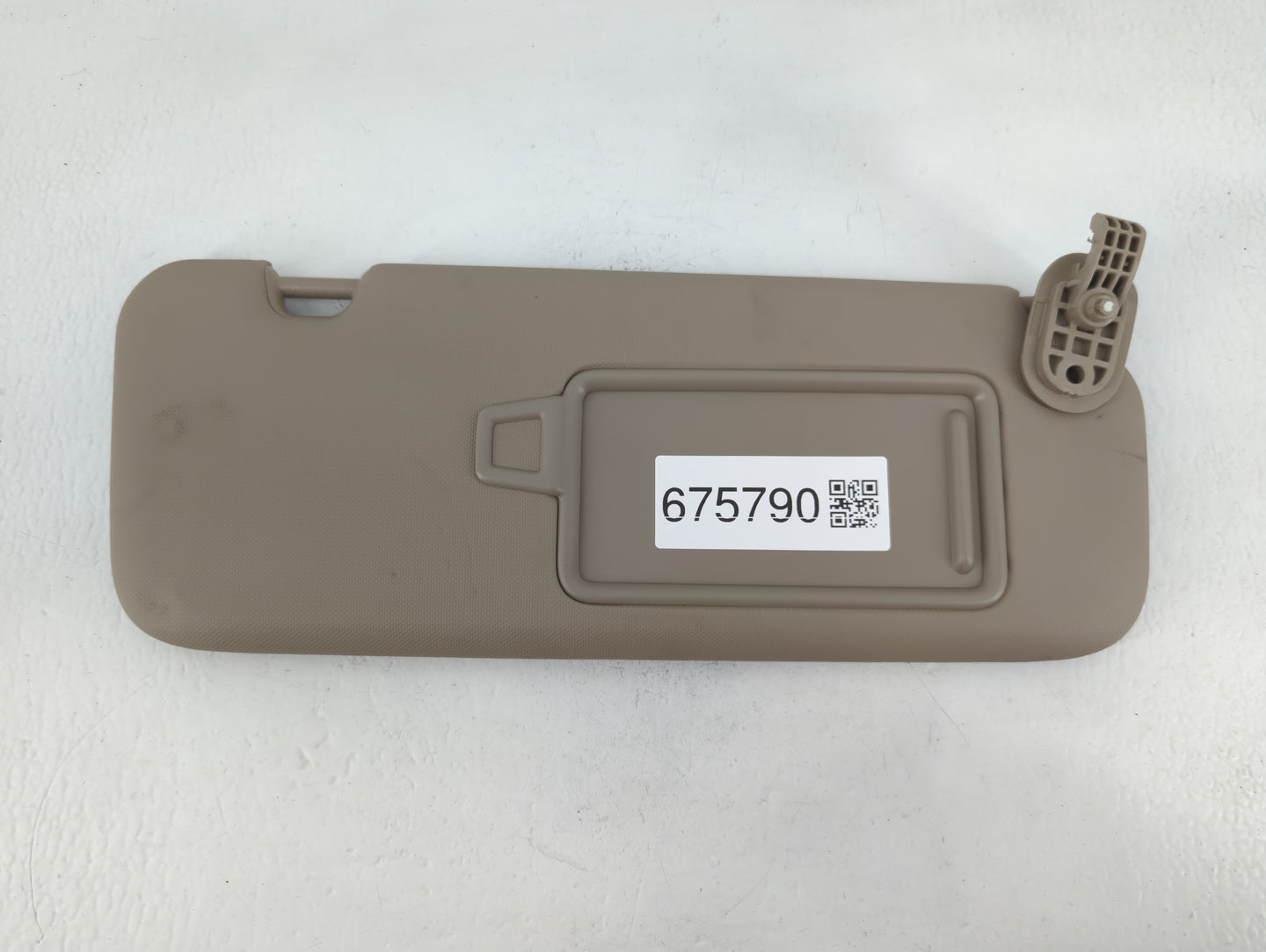2017-2020 Hyundai Elantra Sun Visor Shade Replacement Passenger Right Mirror Fits Fits 2017 2018 2019 2020 OEM Used Auto Par