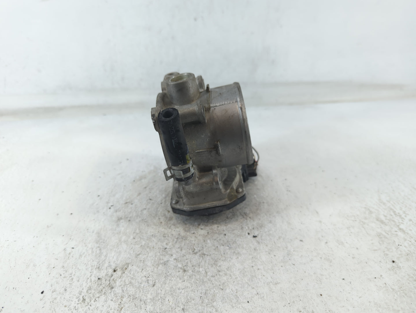 2011-2020 Hyundai Elantra Throttle Body P/N:6100 03C02 35100-2E710 Fits OEM Used Auto Parts - Oemusedautoparts1.com