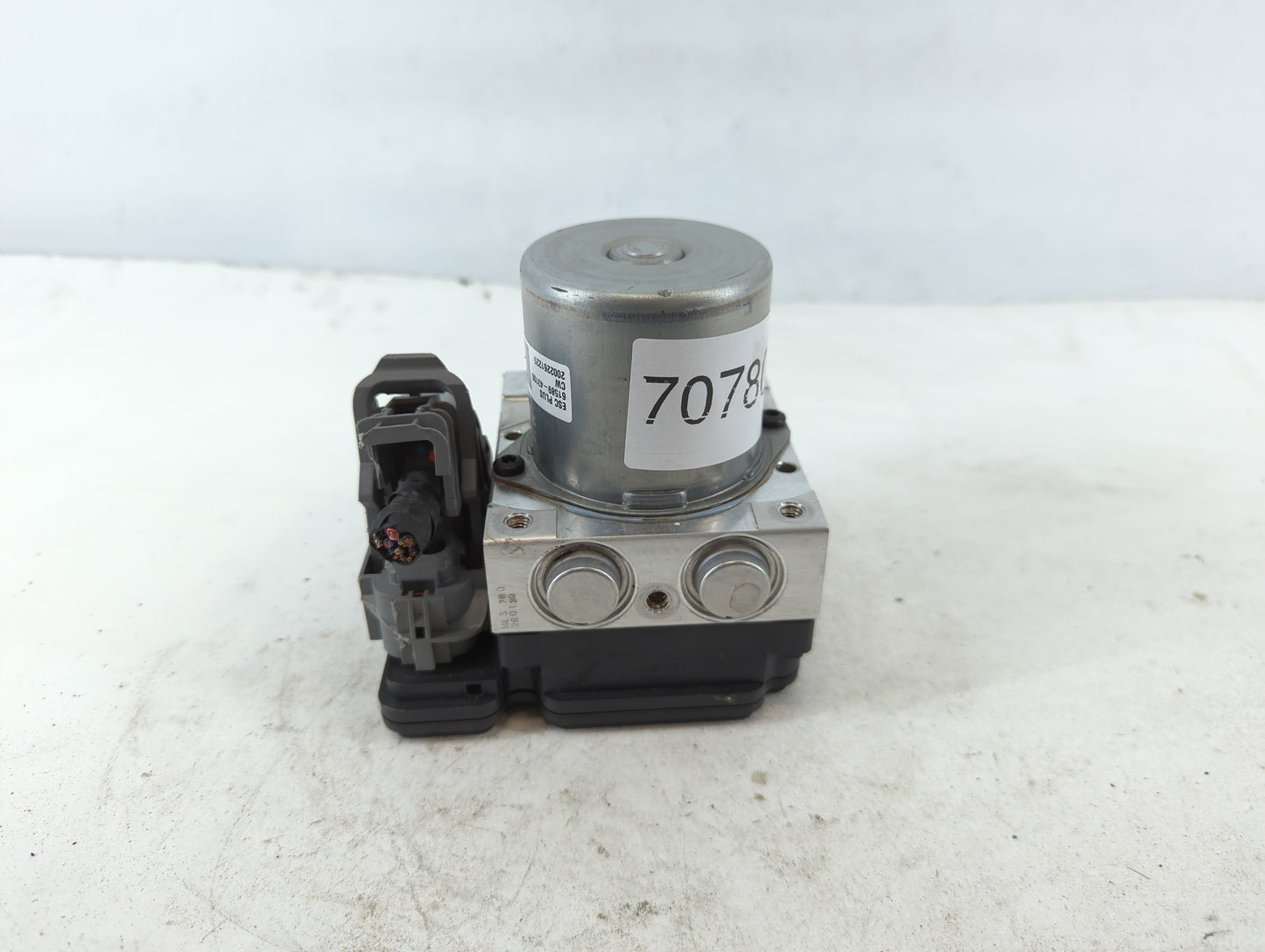2019-2020 Hyundai Elantra ABS Pump Control Module Replacement P/N:F2589-22900 Fits Fits 2019 2020 OEM Used Auto Parts - Oemu