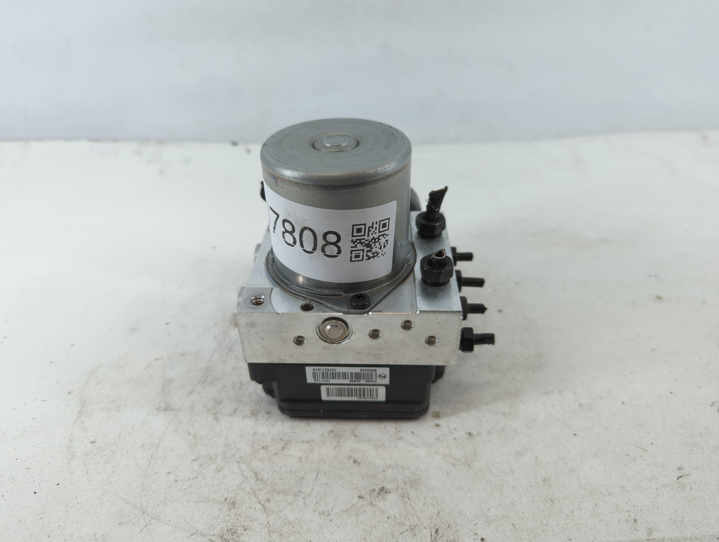 2019-2020 Hyundai Elantra ABS Pump Control Module Replacement P/N:F2589-22900 Fits Fits 2019 2020 OEM Used Auto Parts - Oemu