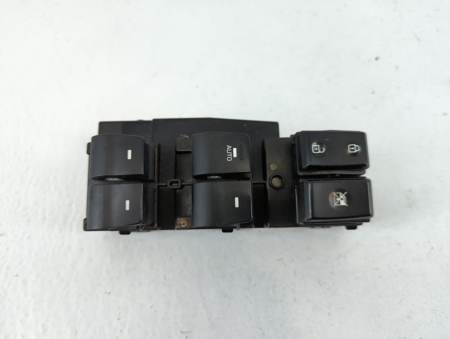 2017-2020 Hyundai Elantra Master Power Window Switch Replacement Driver Side Left P/N:0000360 93570F2000 Fits OEM Used Auto 
