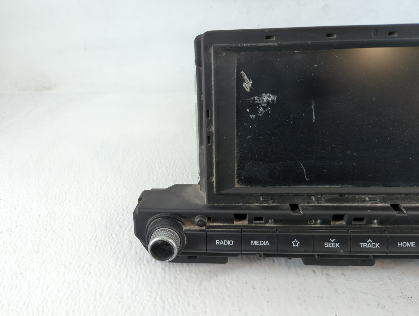 2019-2020 Hyundai Elantra Am Fm Cd Player Radio Receiver - Oemusedautoparts1.com