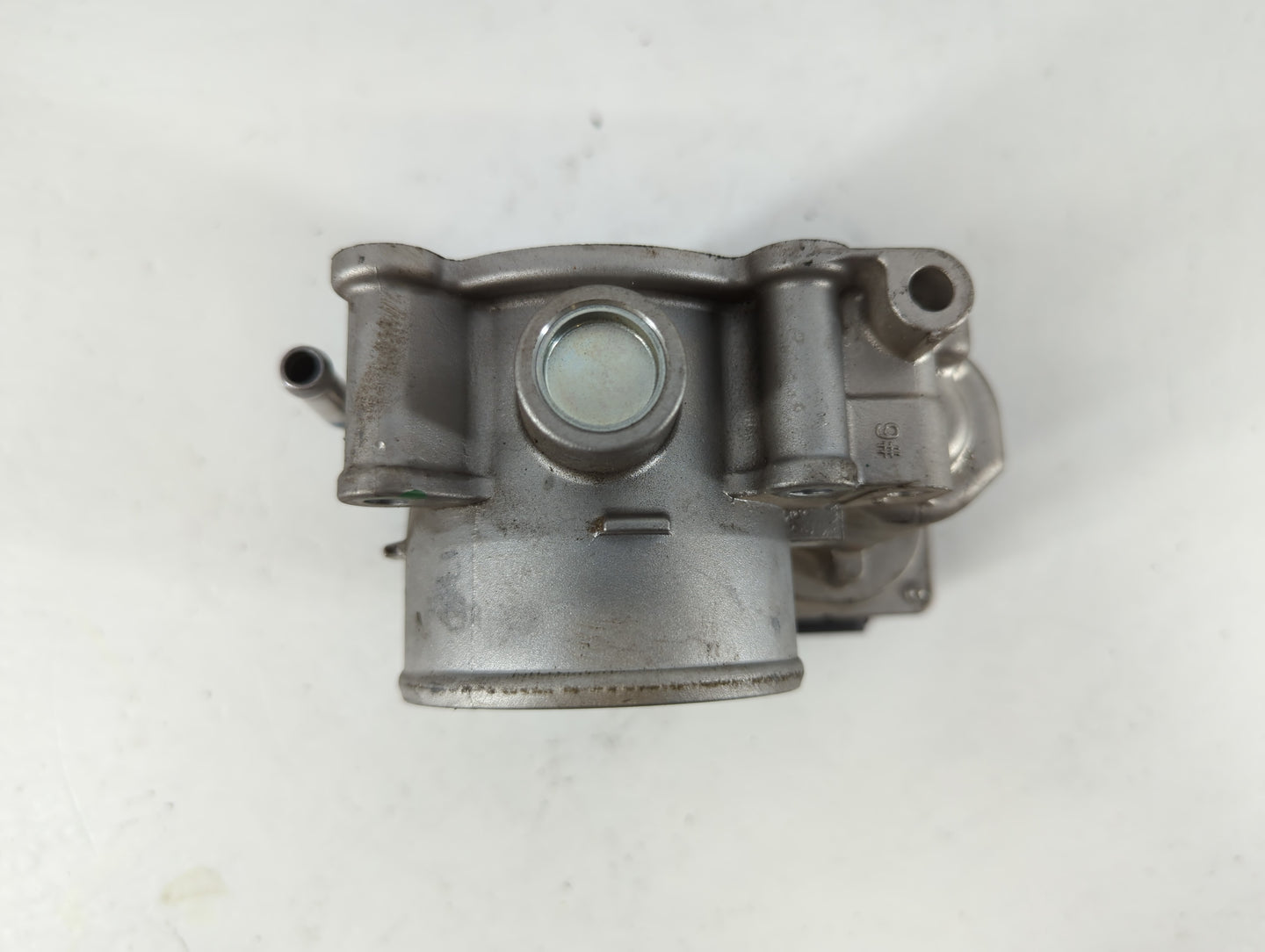 2017-2020 Hyundai Elantra Throttle Body P/N:6100 12E24 35100-2E710 Fits Fits 2017 2018 2019 2020 OEM Used Auto Parts - Oemus