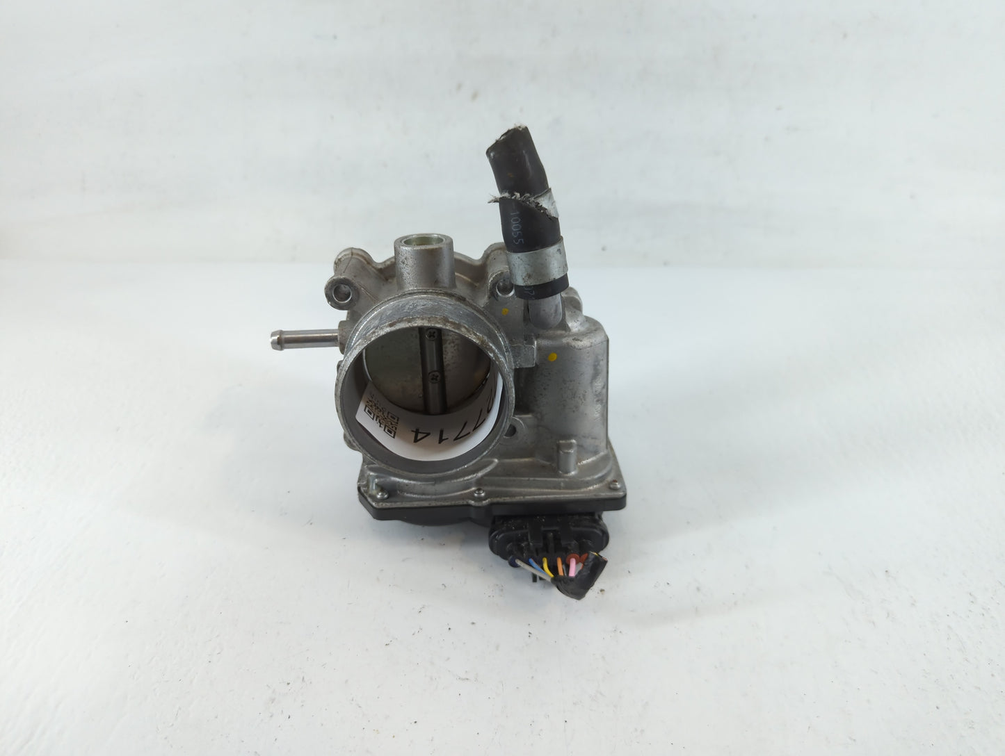 2017-2020 Hyundai Elantra Throttle Body P/N:35100-2B340 Fits Fits 2015 2016 2017 2018 2019 2020 2021 2022 OEM Used Auto Part