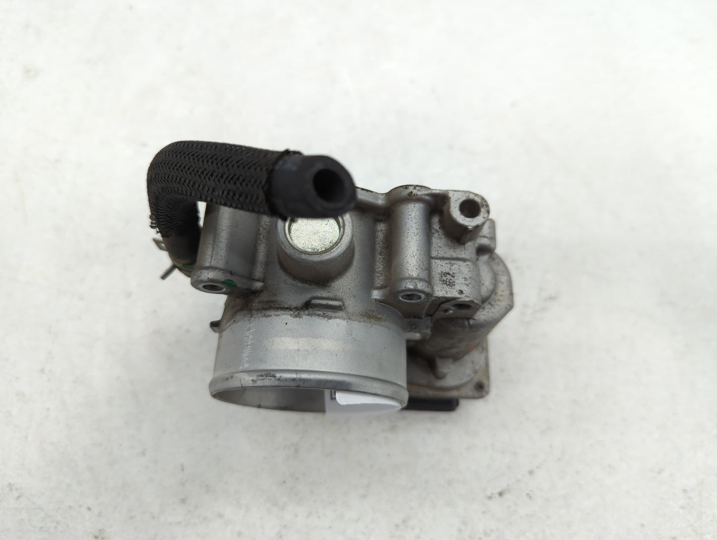 2017-2020 Hyundai Elantra Throttle Body P/N:6100 07C10 35100-25710 Fits Fits 2017 2018 2019 2020 OEM Used Auto Parts - Oemus