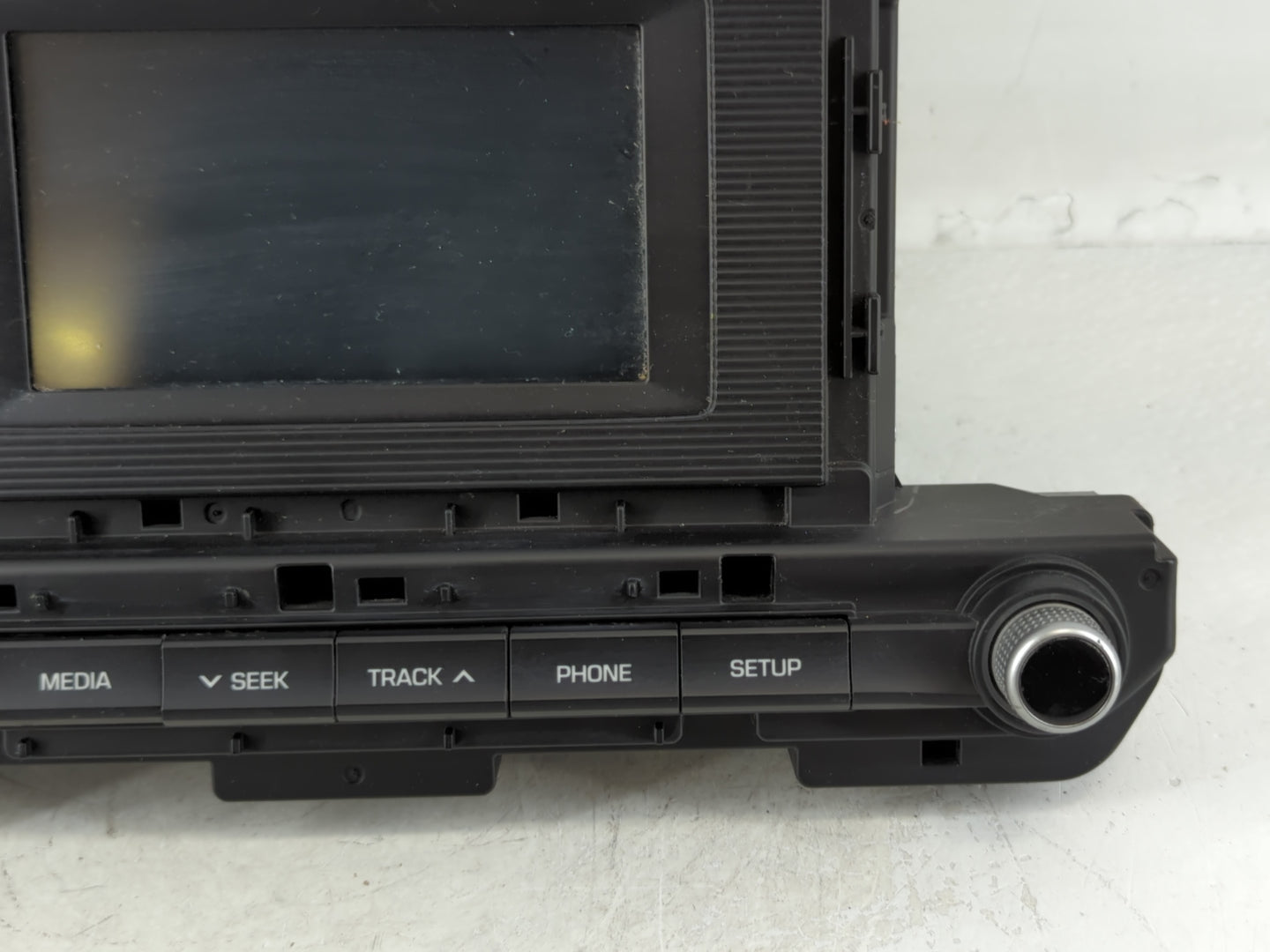 2019-2020 Hyundai Elantra Am Fm Cd Player Radio Receiver - Oemusedautoparts1.com