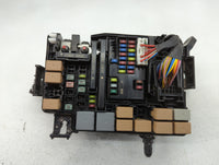 2019-2020 Hyundai Elantra Fusebox Fuse Box Panel Relay Module P/N:91260 F2440 Fits Fits 2019 2020 OEM Used Auto Parts - Oemu