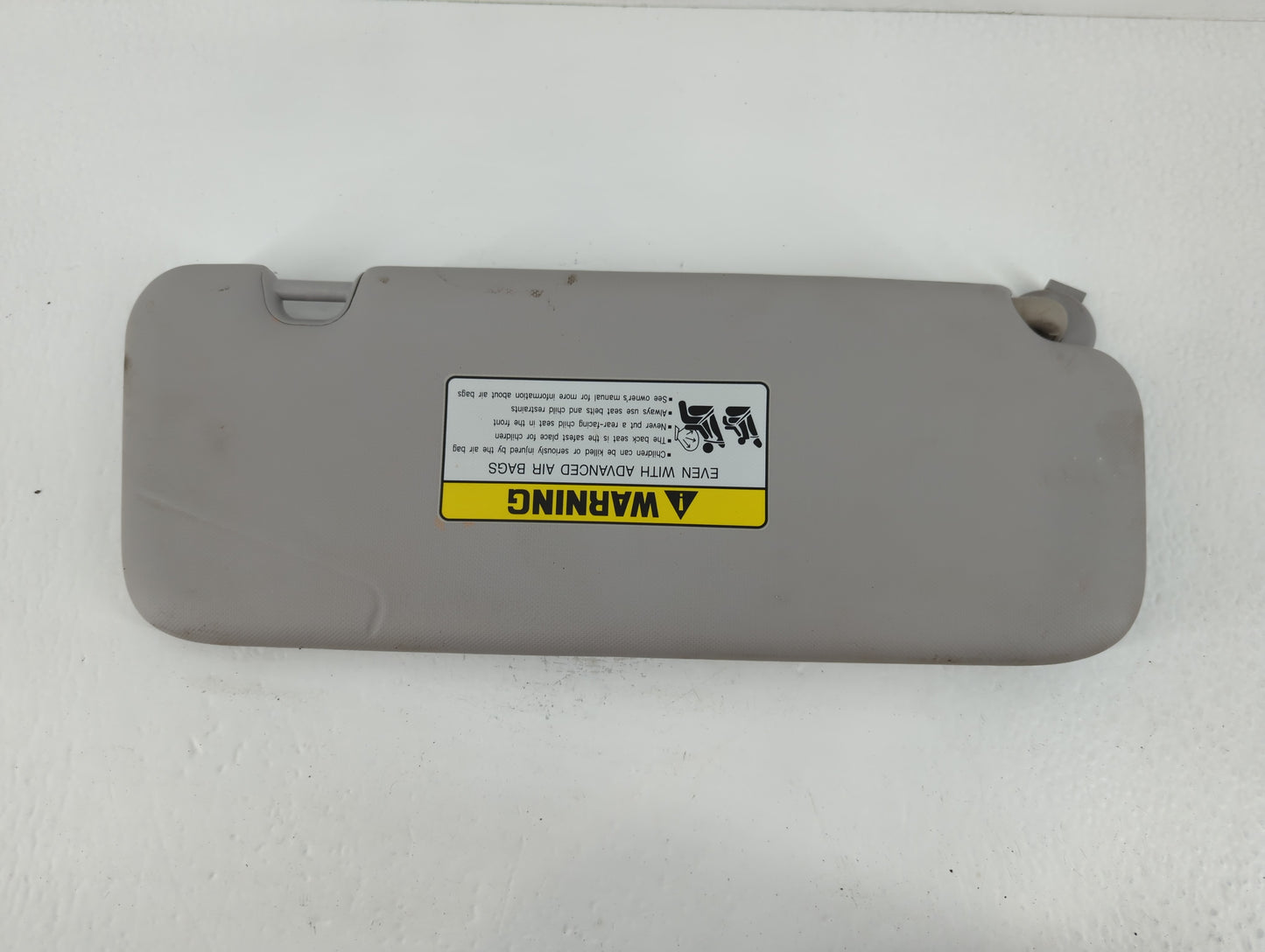 2017-2020 Hyundai Elantra Sun Visor Shade Replacement Passenger Right Mirror Fits Fits 2017 2018 2019 2020 OEM Used Auto Par
