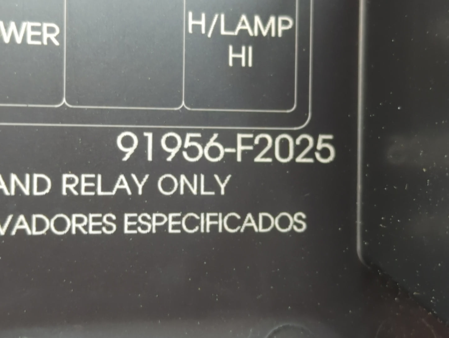 2019-2020 Hyundai Elantra Fusebox Fuse Box Panel Relay Module P/N:91956-F2025 Fits Fits 2019 2020 OEM Used Auto Parts - Oemu