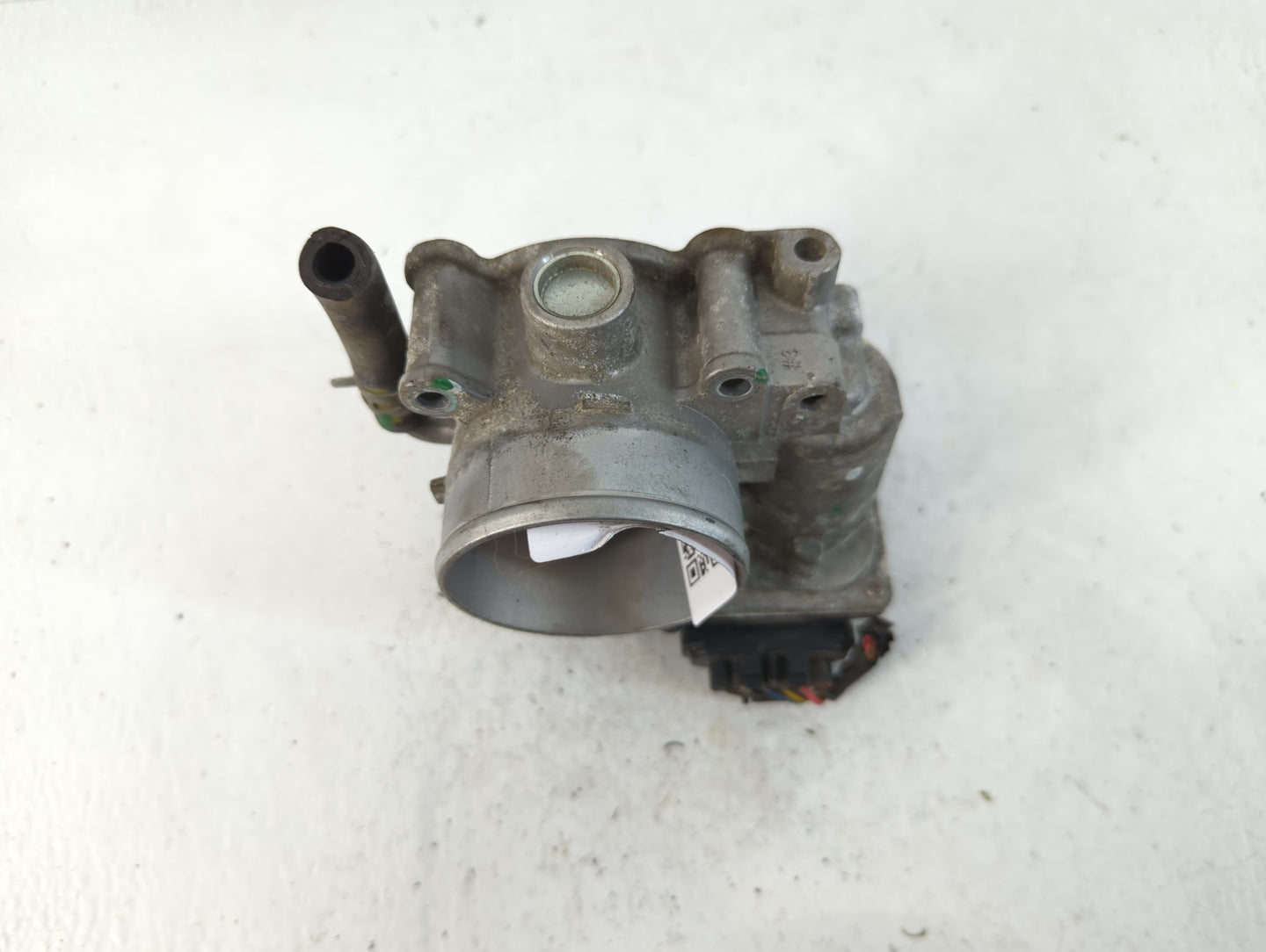 2011-2020 Hyundai Elantra Throttle Body P/N:35100-2E710 Fits Fits 2011 2012 2013 2014 2015 2016 2017 2018 2019 2020 2021 OEM