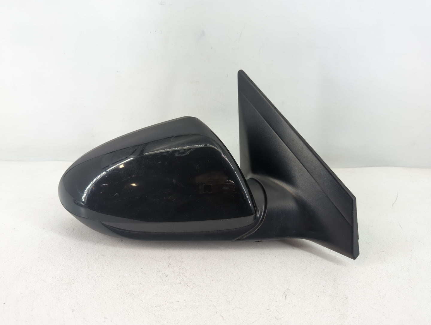 2017-2020 Hyundai Elantra Passenger Side View Mirror - Right Door Mirror OEM Used - Oemusedautoparts1.com