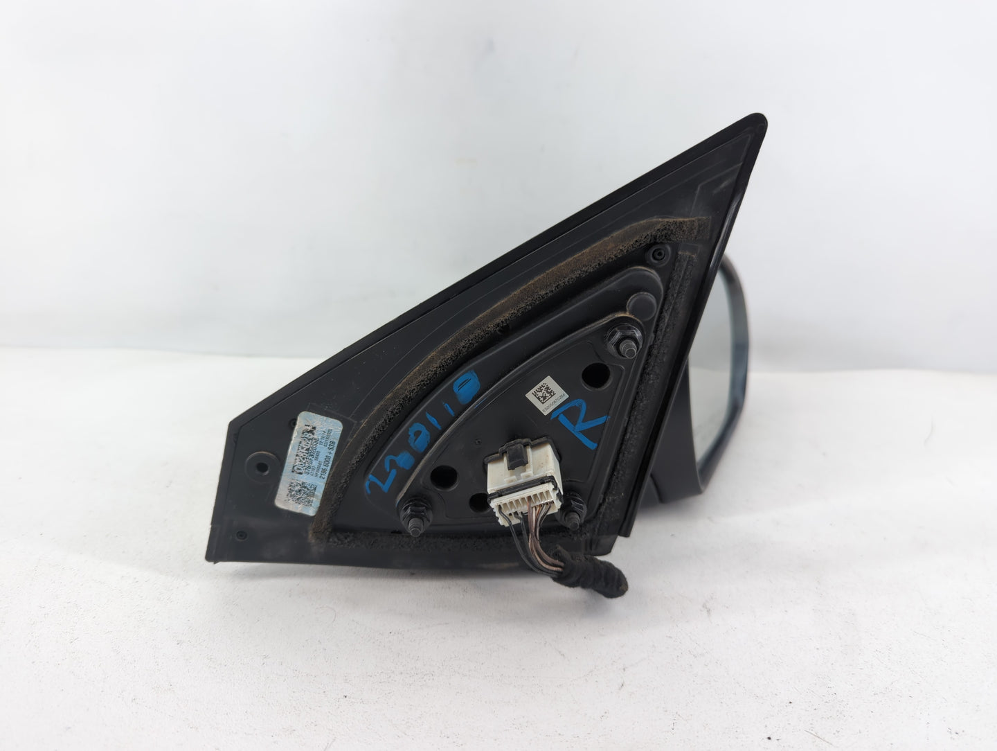 2017-2020 Hyundai Elantra Passenger Side View Mirror - Right Door Mirror OEM Used - Oemusedautoparts1.com