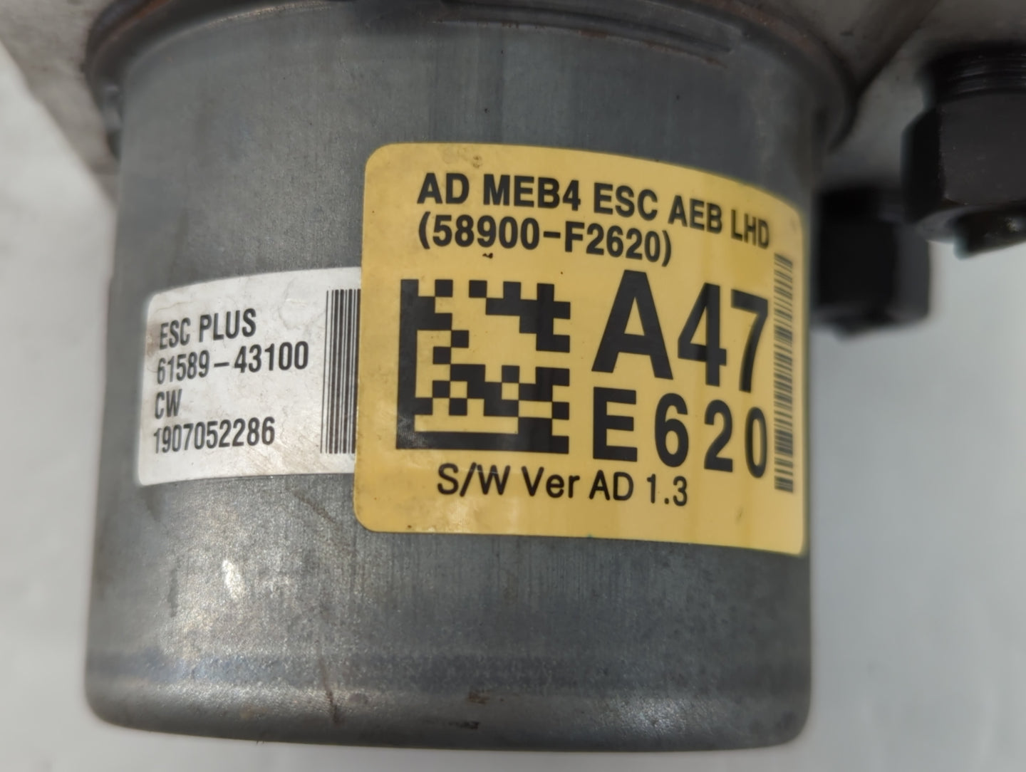 2019-2020 Hyundai Elantra ABS Pump Control Module Replacement P/N:58910-F2620 F2589-22900 Fits Fits 2019 2020 OEM Used Auto 