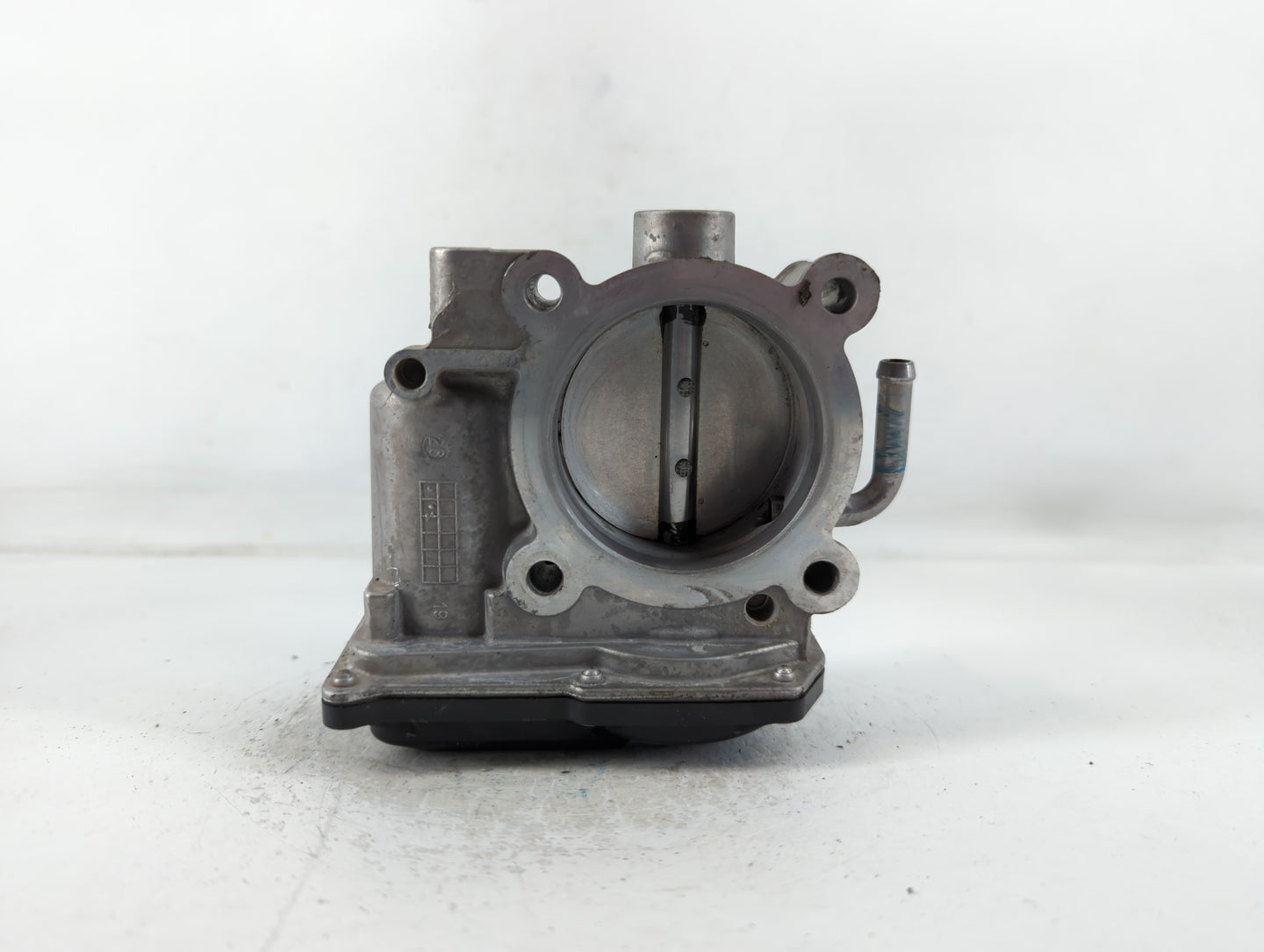2011-2020 Hyundai Elantra Throttle Body P/N:35100-2E710 Fits Fits 2011 2012 2013 2014 2015 2016 2017 2018 2019 2020 2021 OEM