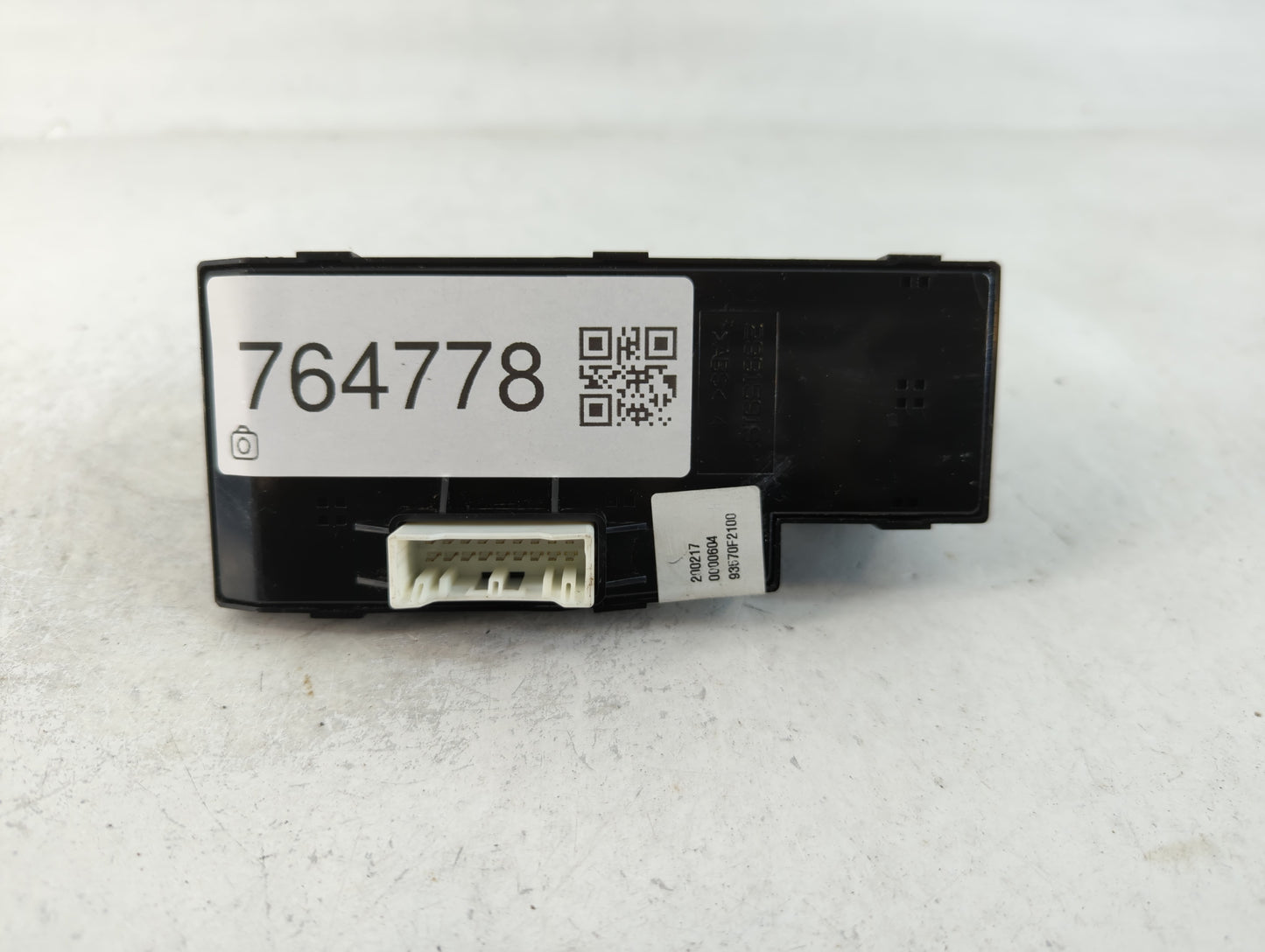 2017-2020 Hyundai Elantra Master Power Window Switch Replacement Driver Side Left P/N:93570F2100 Fits Fits 2017 2018 2019 20
