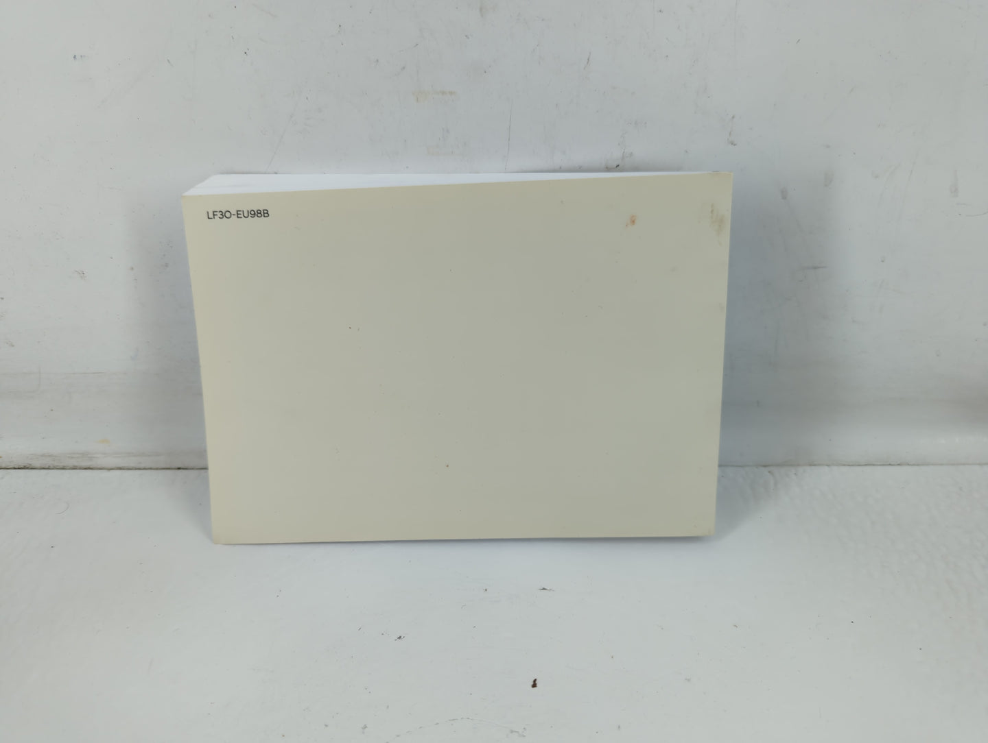 2020 Hyundai Elantra Owners Manual Book Guide P/N:LF3O-EU98B OEM Used Auto Parts - Oemusedautoparts1.com