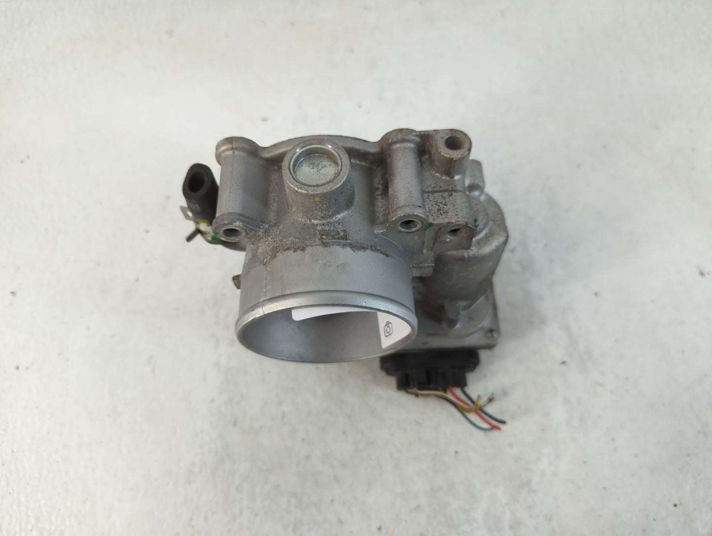2011-2020 Hyundai Elantra Throttle Body P/N:35100-2E710 Fits Fits 2011 2012 2013 2014 2015 2016 2017 2018 2019 2020 2021 OEM