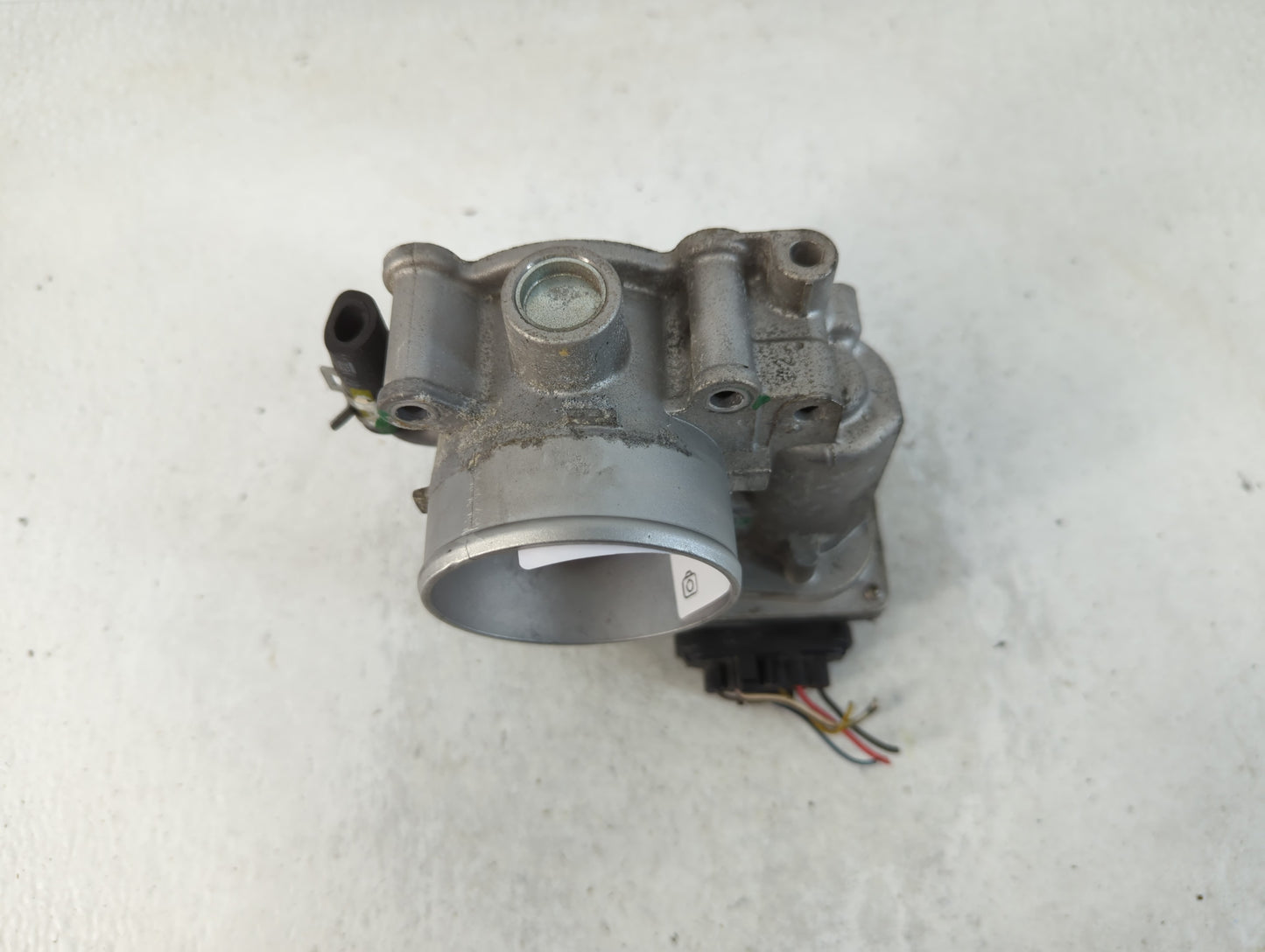 2011-2020 Hyundai Elantra Throttle Body P/N:35100-2E710 Fits Fits 2011 2012 2013 2014 2015 2016 2017 2018 2019 2020 2021 OEM
