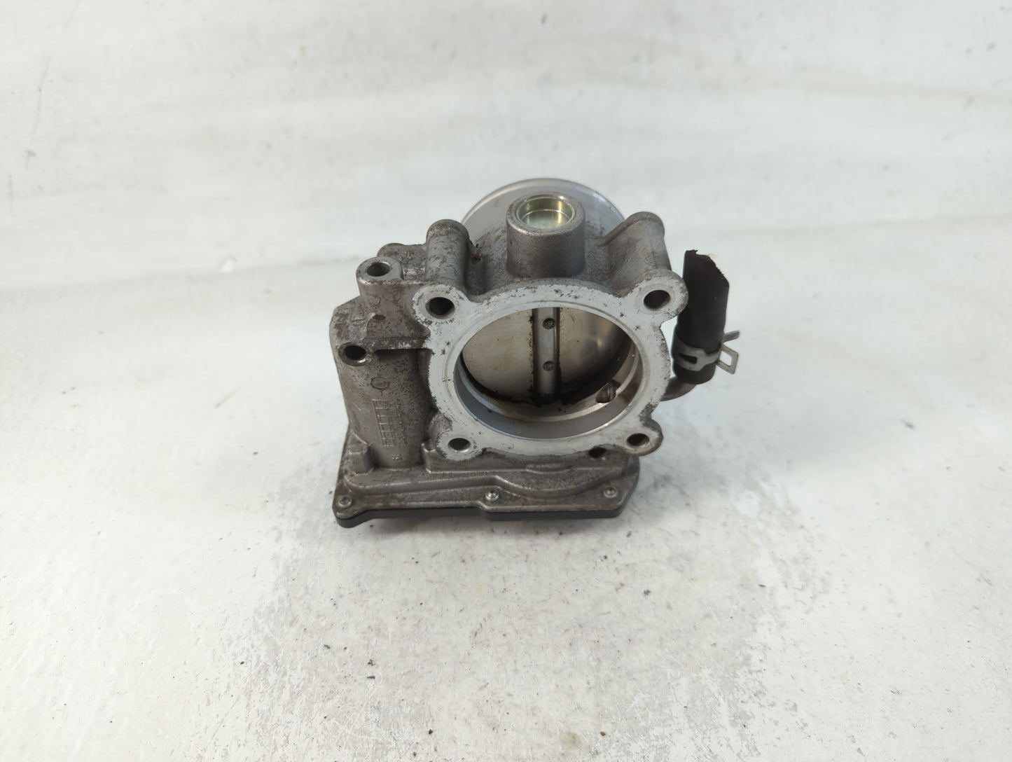 2011-2020 Hyundai Elantra Throttle Body P/N:35100-2E710 Fits Fits 2011 2012 2013 2014 2015 2016 2017 2018 2019 2020 2021 OEM