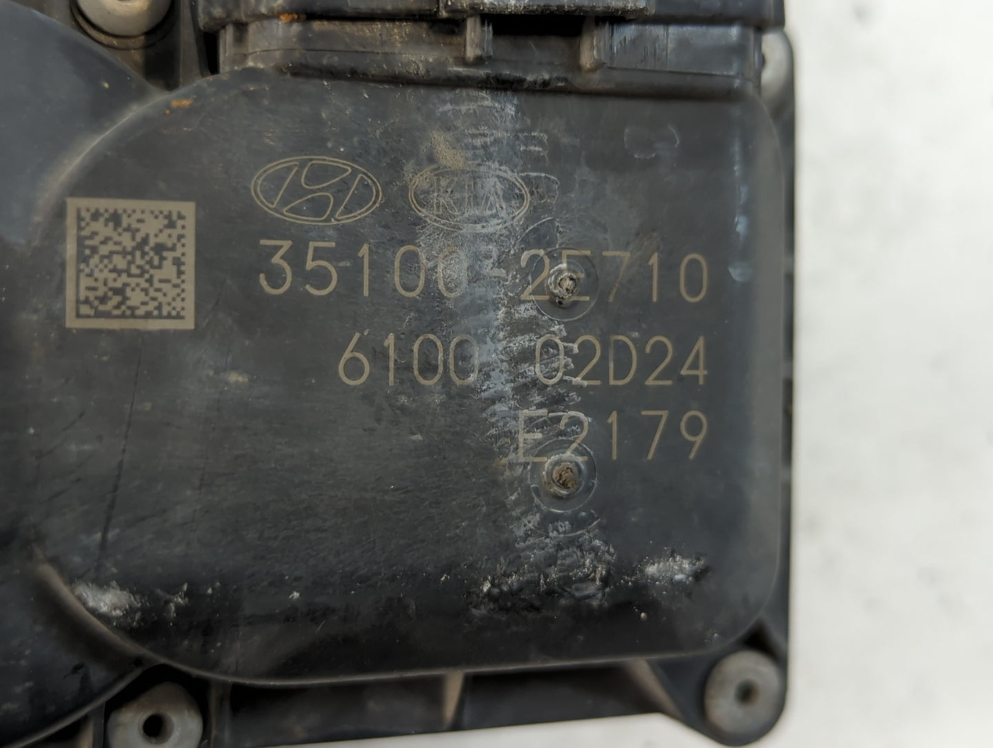 2011-2020 Hyundai Elantra Throttle Body P/N:35100-2E710 Fits Fits 2011 2012 2013 2014 2015 2016 2017 2018 2019 2020 2021 OEM