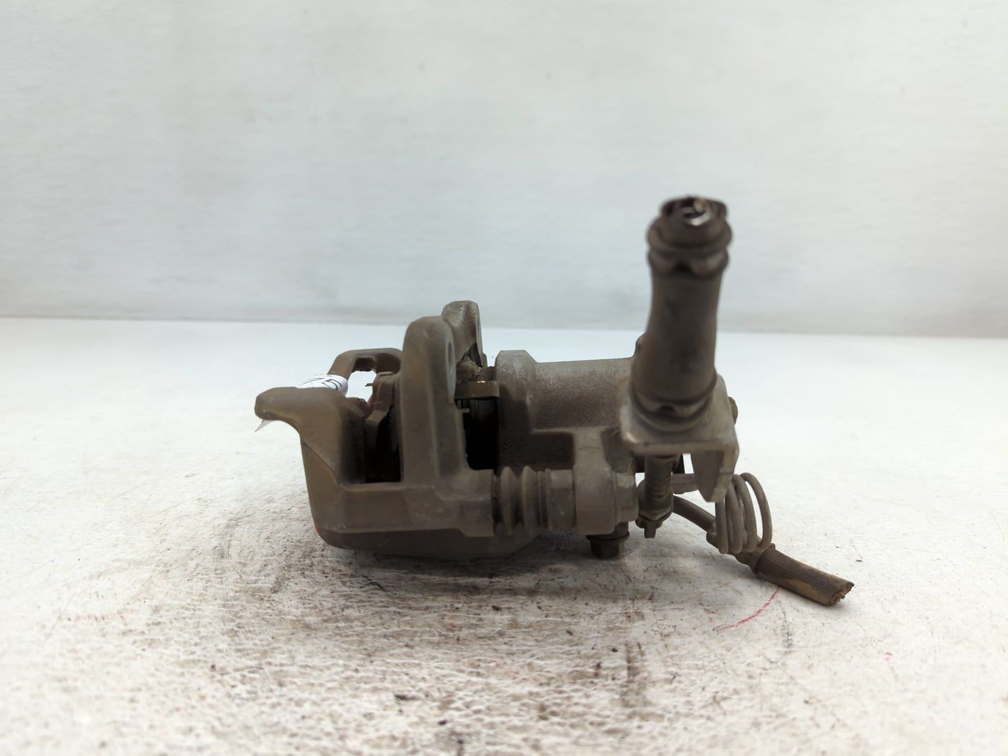2017-2020 Hyundai Elantra Front Passenger Right Brake Caliper - Oemusedautoparts1.com