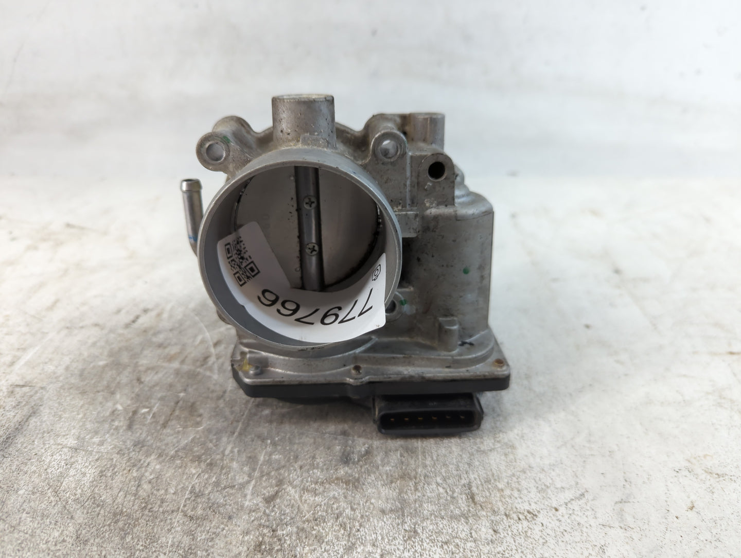 2011-2020 Hyundai Elantra Throttle Body P/N:35100-2E710 Fits Fits 2011 2012 2013 2014 2015 2016 2017 2018 2019 2020 2021 OEM