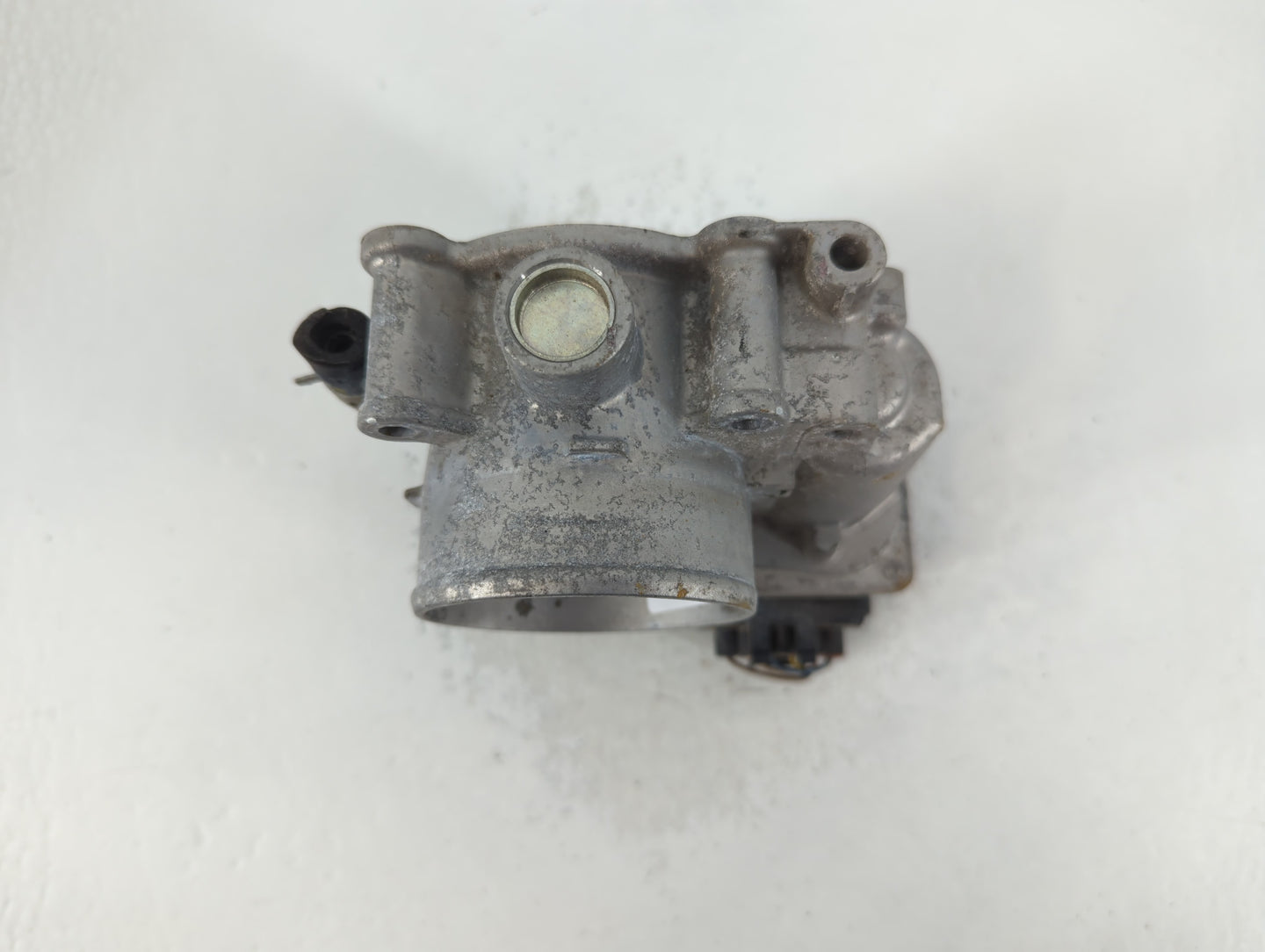 2011-2020 Hyundai Elantra Throttle Body P/N:35100-2E710 Fits Fits 2011 2012 2013 2014 2015 2016 2017 2018 2019 2020 2021 OEM
