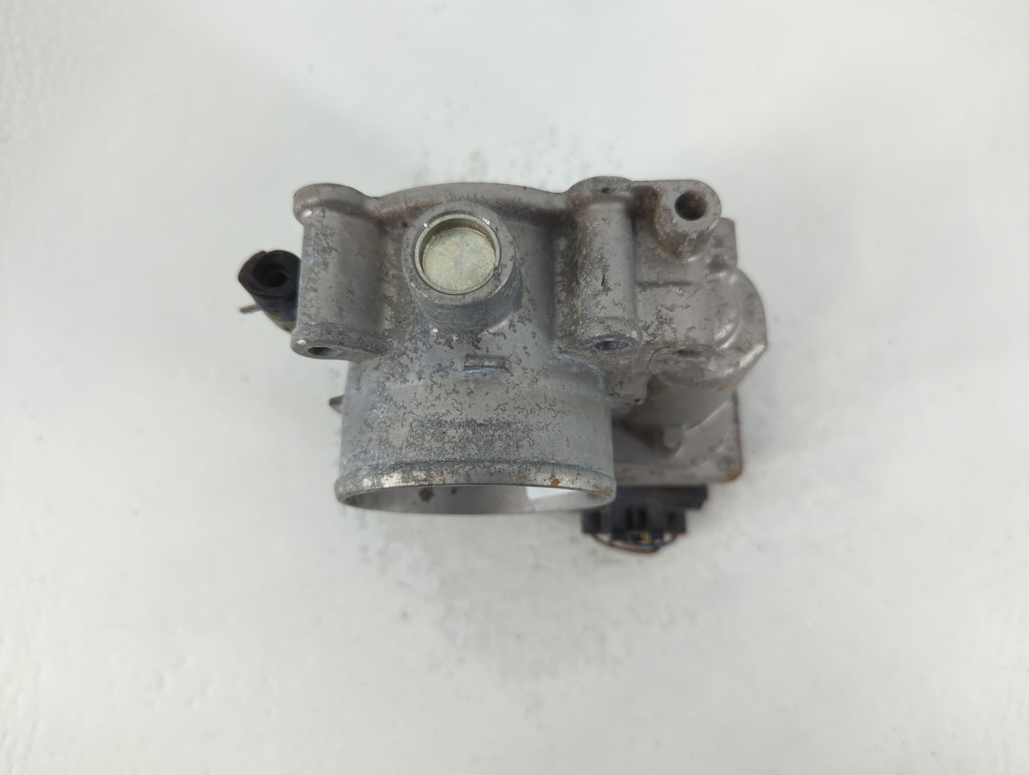2011-2020 Hyundai Elantra Throttle Body P/N:35100-2E710 Fits Fits 2011 2012 2013 2014 2015 2016 2017 2018 2019 2020 2021 OEM