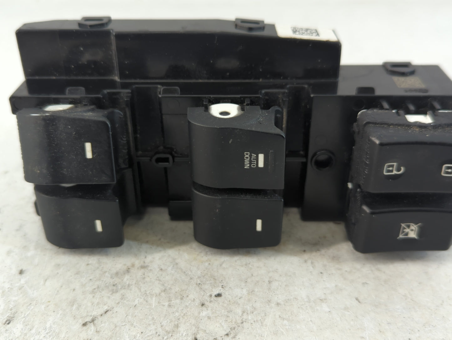 2017-2020 Hyundai Elantra Master Power Window Switch Replacement Driver Side Left P/N:190801 93570F2100 Fits OEM Used Auto P