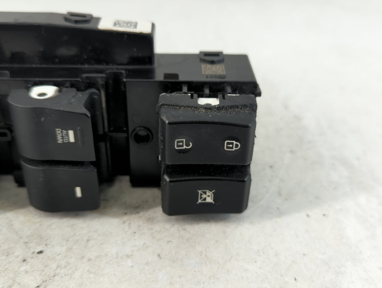2017-2020 Hyundai Elantra Master Power Window Switch Replacement Driver Side Left P/N:190801 93570F2100 Fits OEM Used Auto P