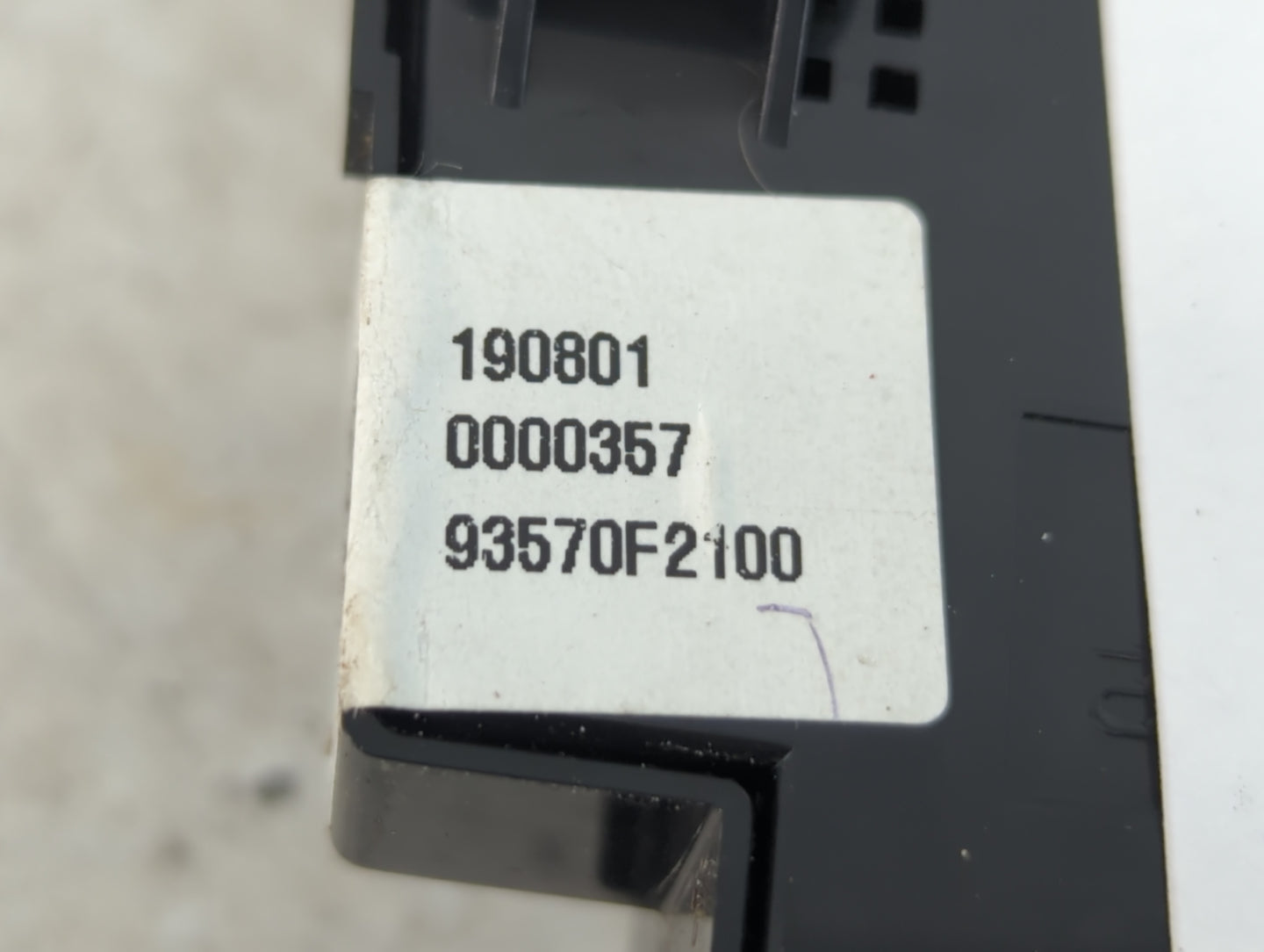 2017-2020 Hyundai Elantra Master Power Window Switch Replacement Driver Side Left P/N:190801 93570F2100 Fits OEM Used Auto P