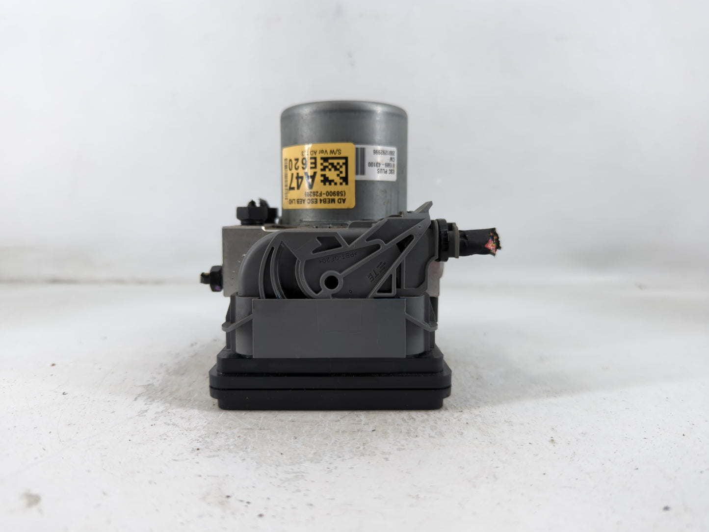 2019-2020 Hyundai Elantra ABS Pump Control Module Replacement P/N:58900-F2620 Fits Fits 2019 2020 OEM Used Auto Parts - Oemu