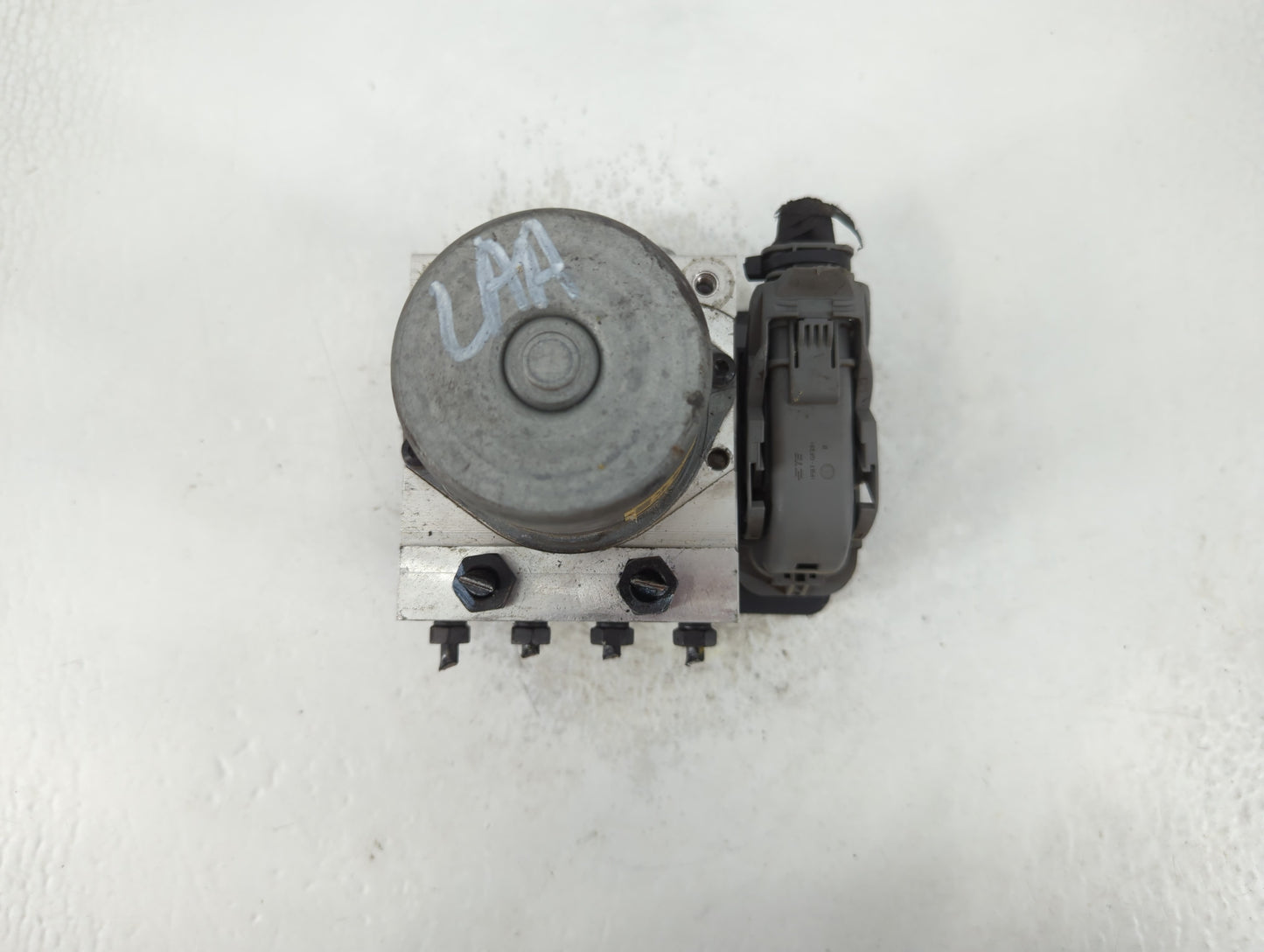 2019-2020 Hyundai Elantra ABS Pump Control Module Replacement P/N:58900-F2620 Fits Fits 2019 2020 OEM Used Auto Parts - Oemu