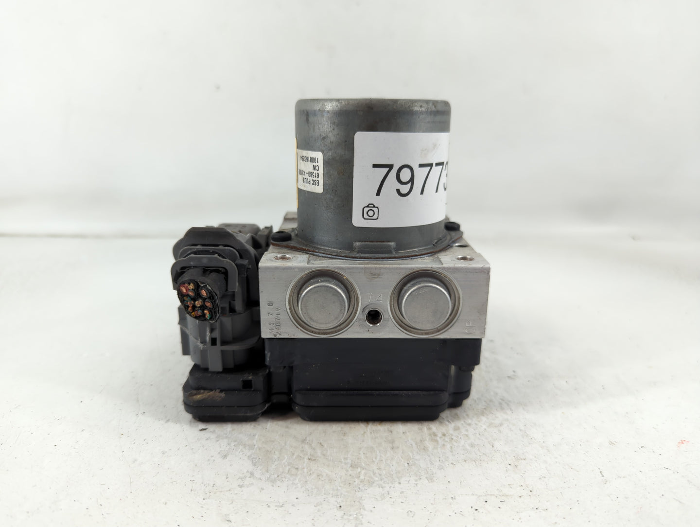2019-2020 Hyundai Elantra ABS Pump Control Module Replacement P/N:61589-43100 58900-F2620 Fits Fits 2019 2020 OEM Used Auto 