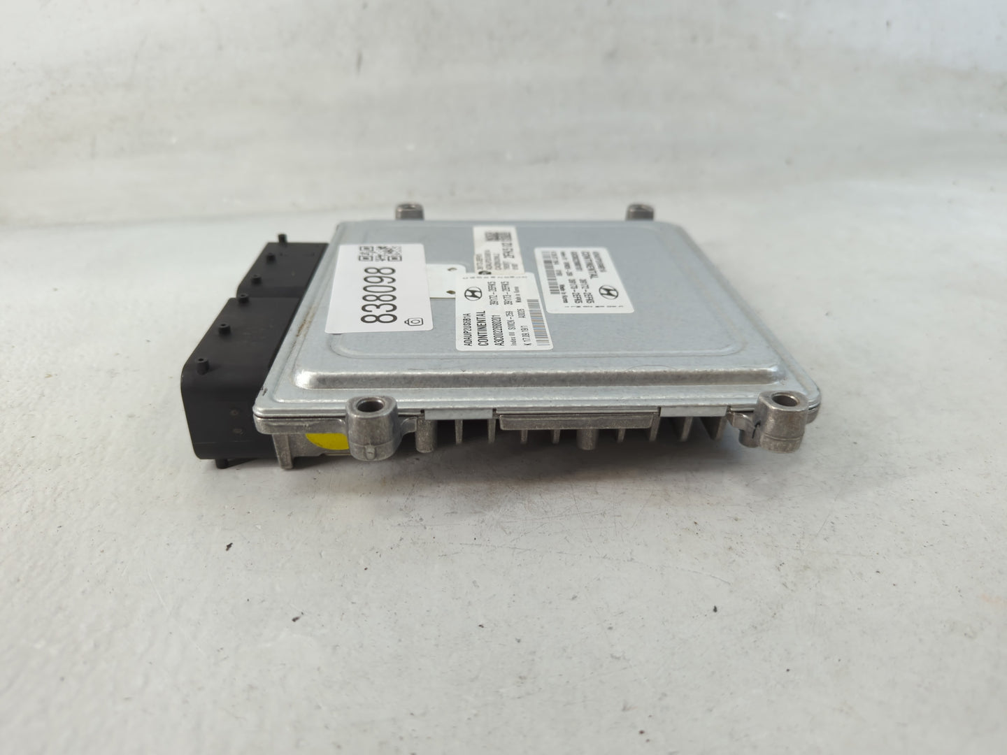 2020 Hyundai Elantra PCM Engine Control Computer ECU ECM PCU OEM P/N:39172-2EFK5 Fits OEM Used Auto Parts - Oemusedautoparts