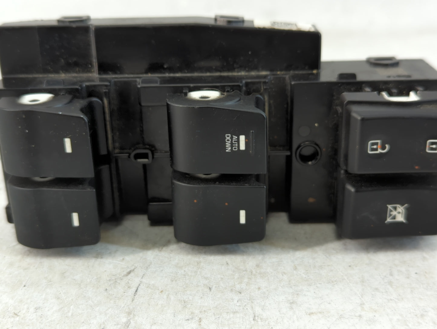 2017-2020 Hyundai Elantra Master Power Window Switch Replacement Driver Side Left P/N:93570F2100 Fits Fits 2017 2018 2019 20