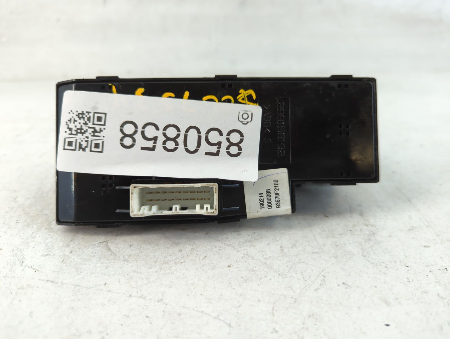 2017-2020 Hyundai Elantra Master Power Window Switch Replacement Driver Side Left P/N:93570F2100 Fits Fits 2017 2018 2019 20
