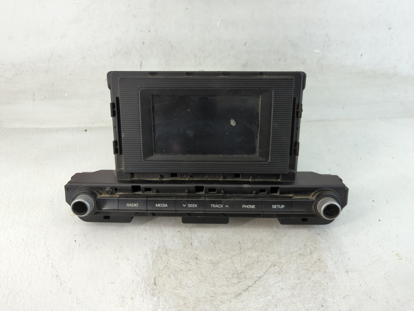 2019-2020 Hyundai Elantra Radio AM FM Cd Player Receiver Replacement P/N:96180F2UA0SSH Fits Fits 2019 2020 OEM Used Auto Par