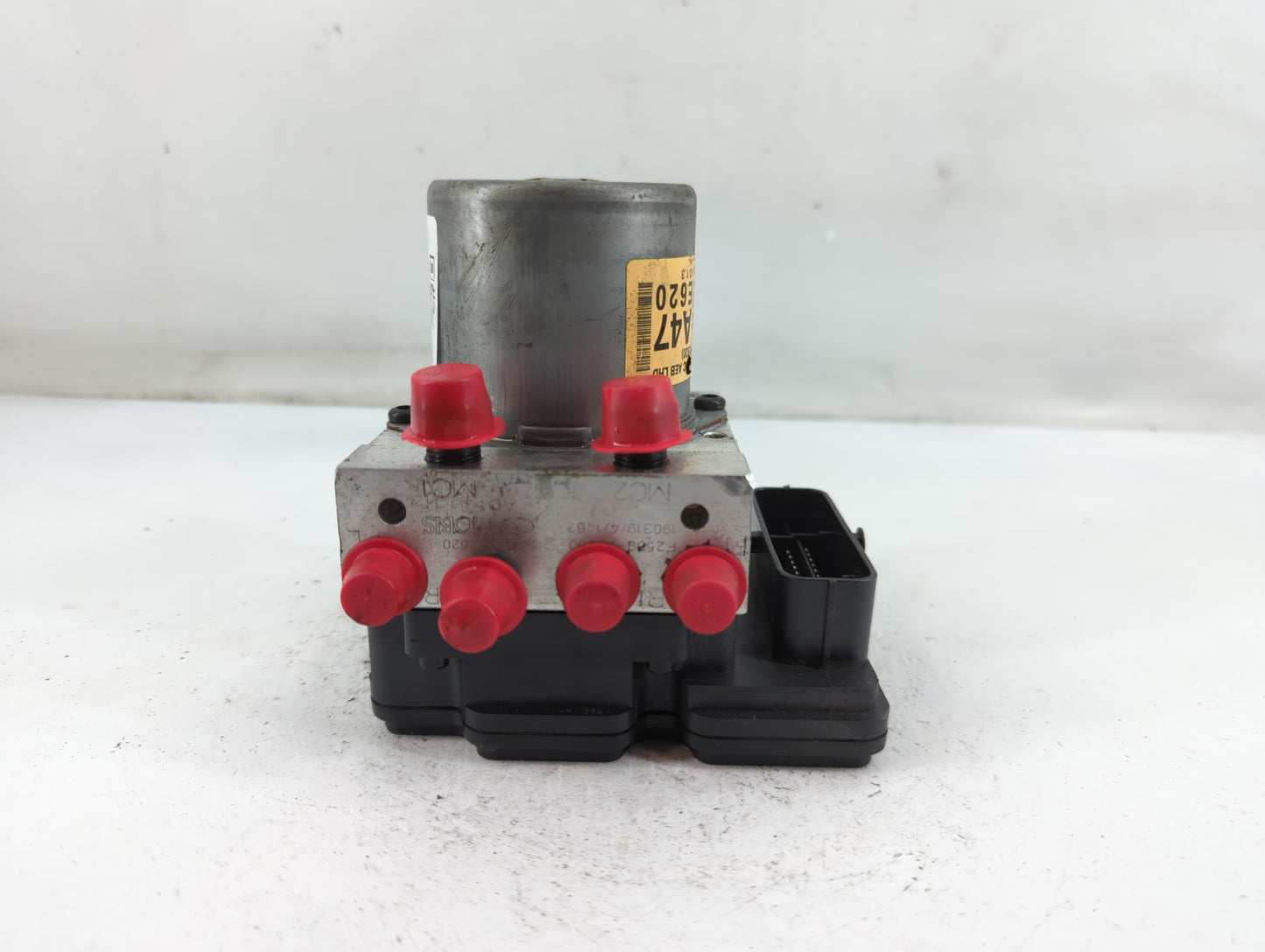 2019-2020 Hyundai Elantra ABS Pump Control Module Replacement P/N:61589-43100 58900-F2620 Fits Fits 2019 2020 OEM Used Auto 