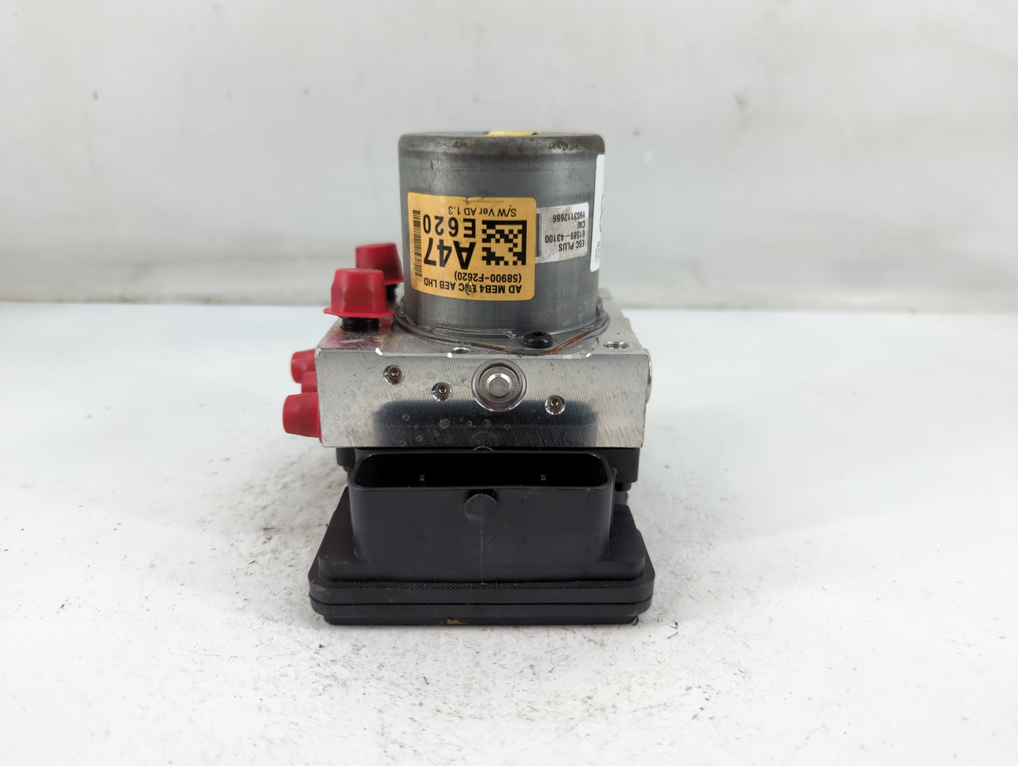 2019-2020 Hyundai Elantra ABS Pump Control Module Replacement P/N:61589-43100 58900-F2620 Fits Fits 2019 2020 OEM Used Auto 