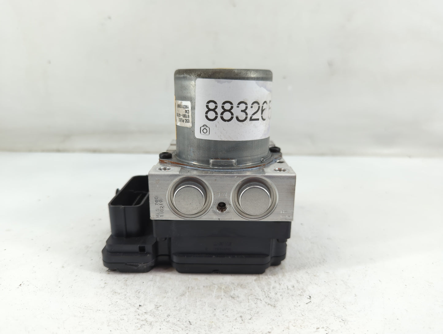 2019-2020 Hyundai Elantra ABS Pump Control Module Replacement P/N:61589-43100 58900-F2620 Fits Fits 2019 2020 OEM Used Auto 