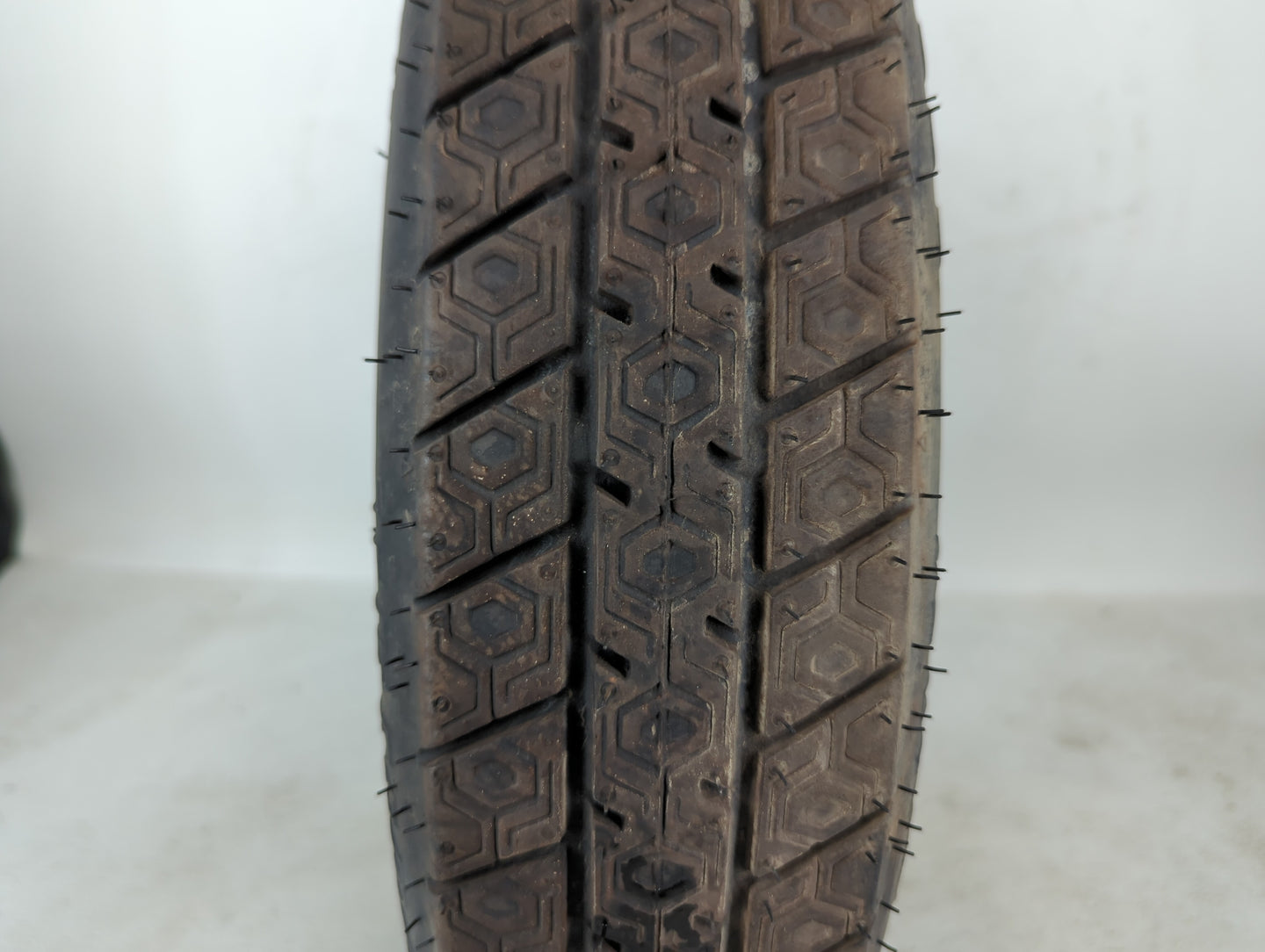 2011-2022 Hyundai Elantra Spare Donut Tire Wheel Rim Oem - Oemusedautoparts1.com