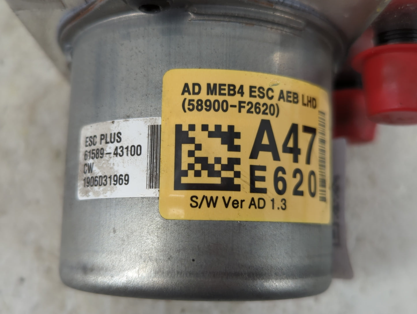 2019-2020 Hyundai Elantra ABS Pump Control Module Replacement P/N:61589-43100 58900-F2620 Fits Fits 2019 2020 OEM Used Auto 
