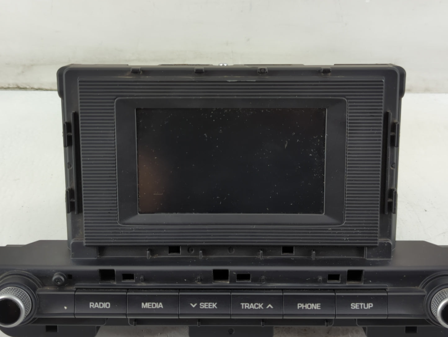 2019-2020 Hyundai Elantra Radio AM FM Cd Player Receiver Replacement P/N:96160-F2UC0SSH Fits Fits 2019 2020 OEM Used Auto Pa