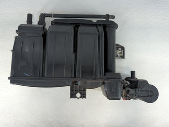 compare product 2020 Hyundai Elantra Fuel Vapor Charcoal Canister 915797